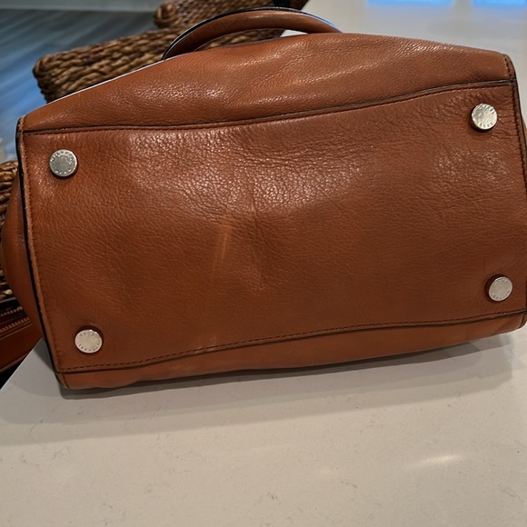 Beautiful like new MK Sophie satchel - Picture 3 of 10